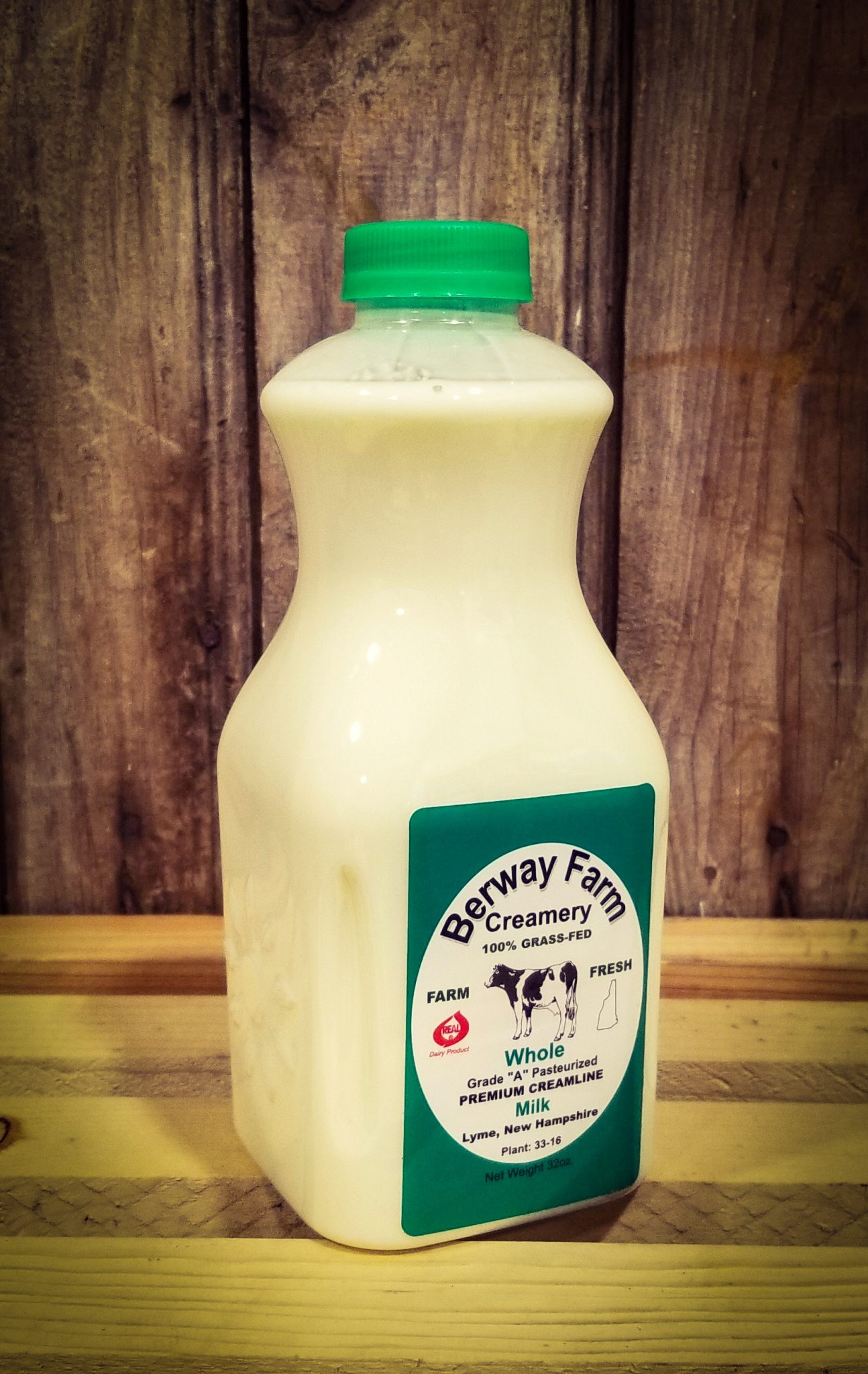 1-2-gallon-whole-white-cow-milk-grass-fed-cae-farm-connex